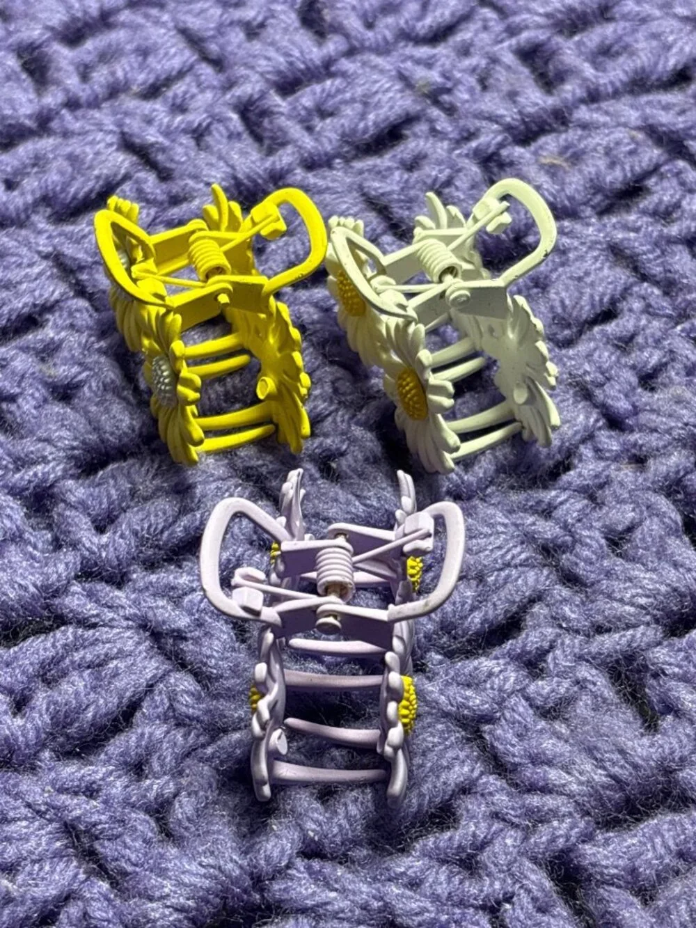 Set of 3 Daisy Mini Claw Clips Hair Clips Purple Yellow White Some Wear on Edges